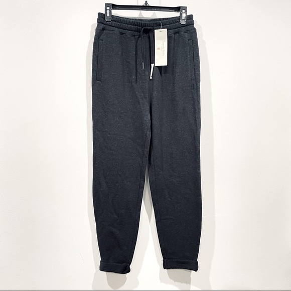 NWT! Sweaty Betty Nestle Up Taper Pants in Dark Grey Size S - Picture 2 of 10